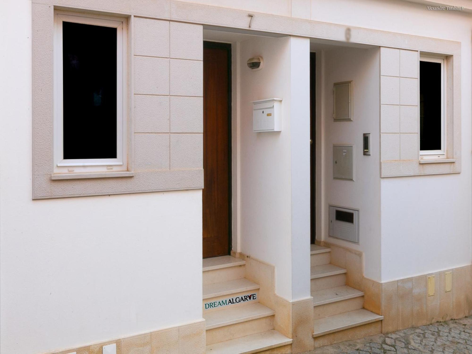 Villa B28 - Stylish Typical House Lagos Exterior foto